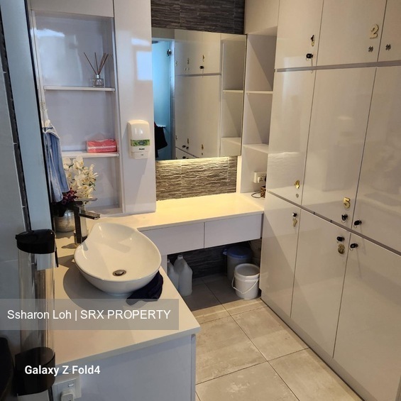 722 Ang Mo Kio Avenue 8 (D20), Shop House #575091081
